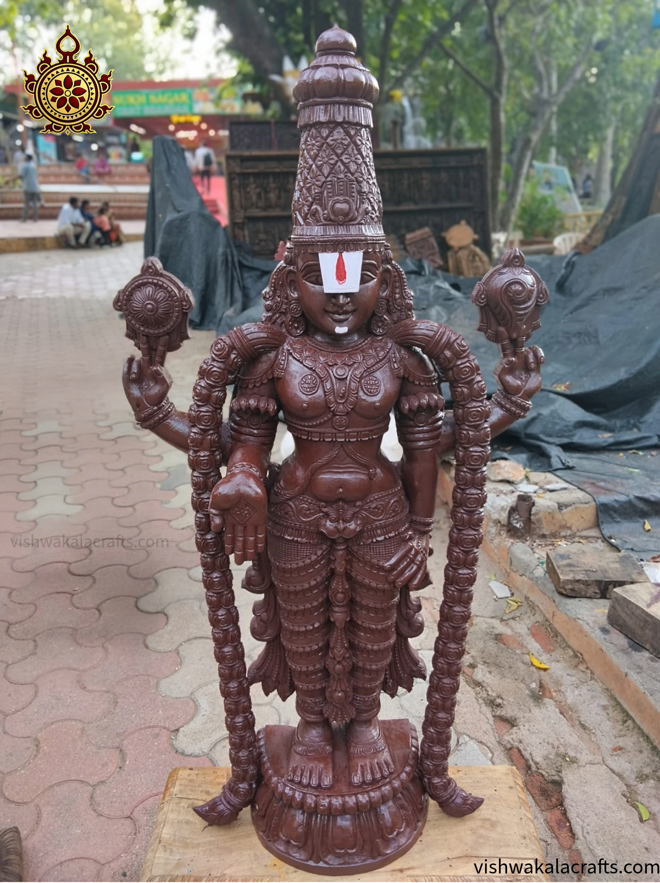 Handcrafted Lord Venkateswara (Balaji) Wooden Statue (4 feet)